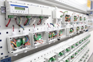 Langzeittests für Gasmesstechnik der MSR-Entwicklungsabteilung von MSR-Electronic, Hersteller für stationäre Gaswarnanlagen